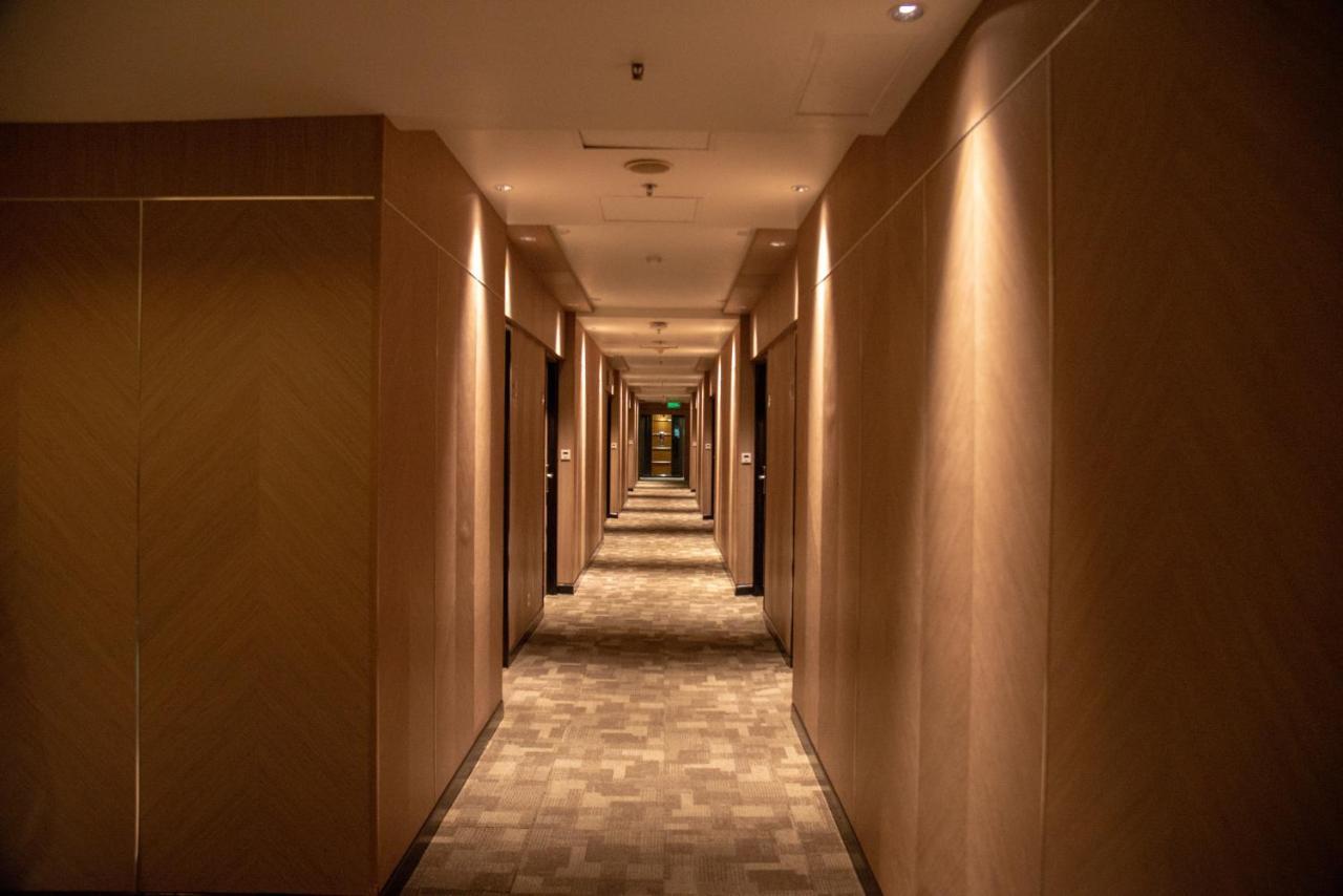 Orchardz Hotel Industri Jakarta Kemayoran Экстерьер фото