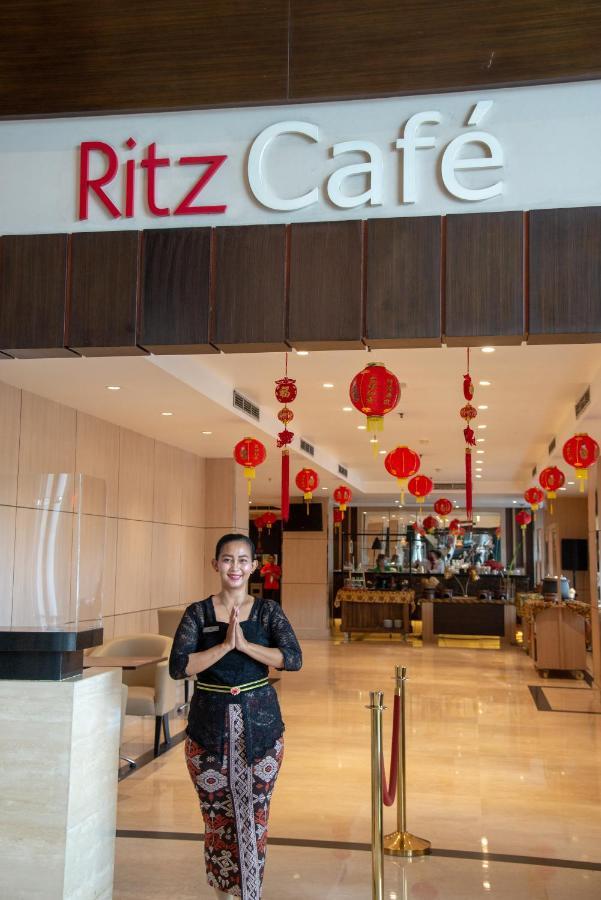 Orchardz Hotel Industri Jakarta Kemayoran Экстерьер фото