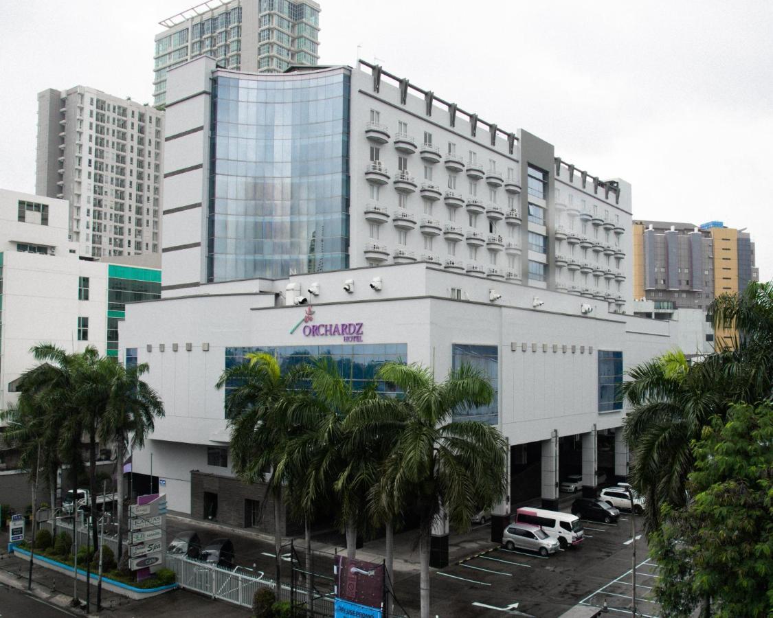 Orchardz Hotel Industri Jakarta Kemayoran Экстерьер фото