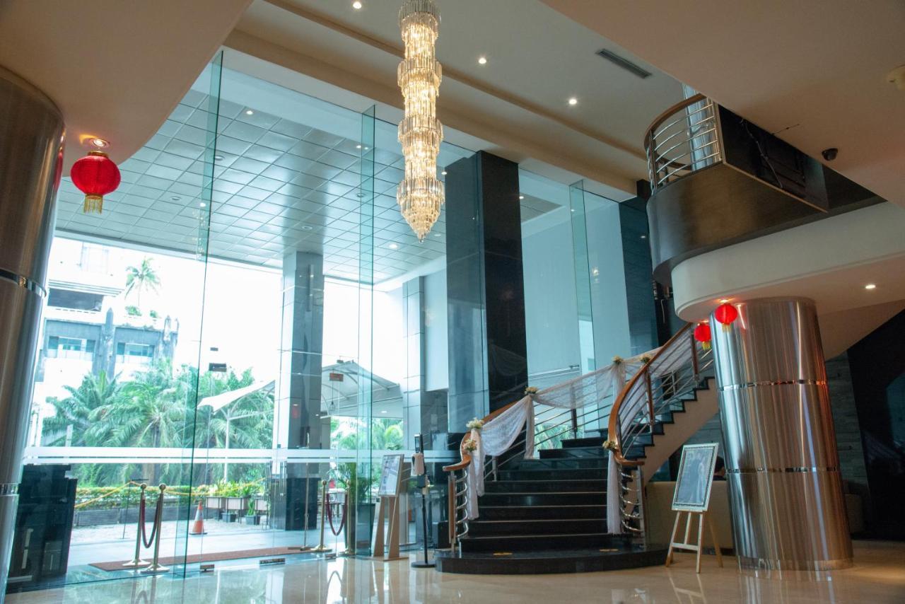 Orchardz Hotel Industri Jakarta Kemayoran Экстерьер фото