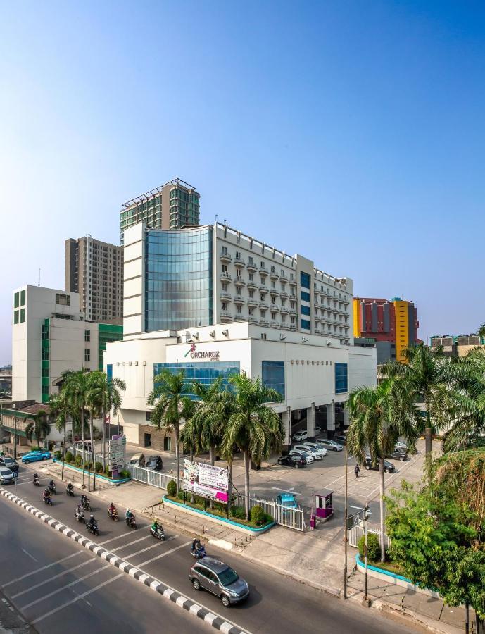 Orchardz Hotel Industri Jakarta Kemayoran Экстерьер фото
