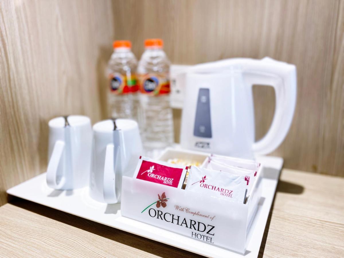 Orchardz Hotel Industri Jakarta Kemayoran Экстерьер фото