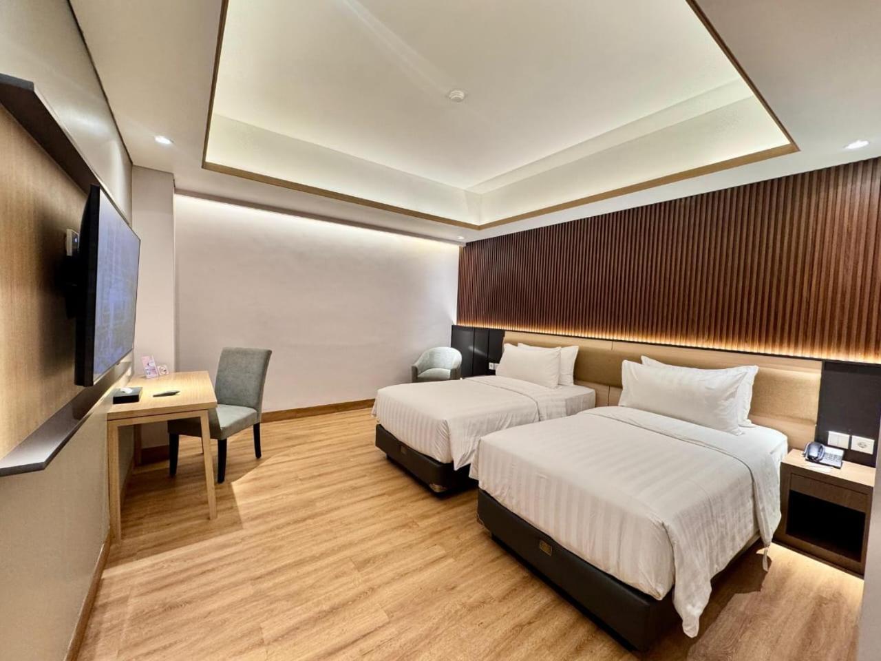 Orchardz Hotel Industri Jakarta Kemayoran Экстерьер фото