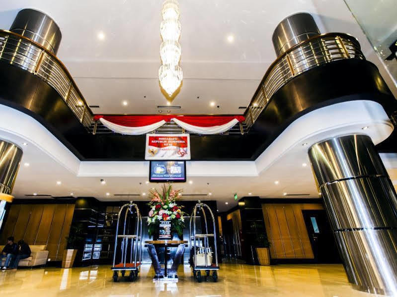 Orchardz Hotel Industri Jakarta Kemayoran Экстерьер фото